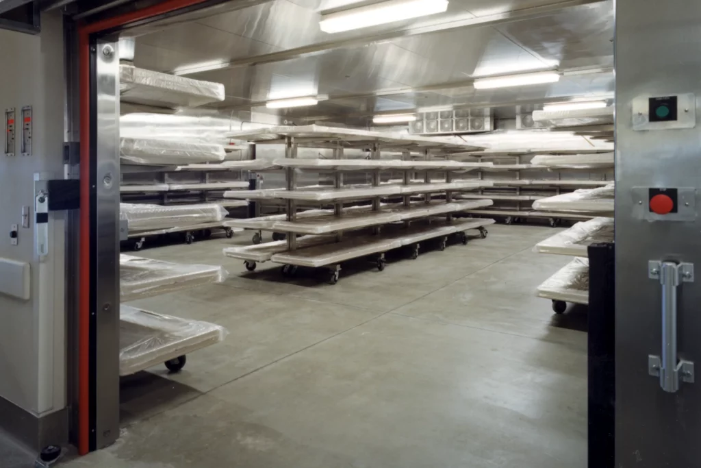 mortuary_walk_in_complete_with_five_tier_cantilever_storage_system